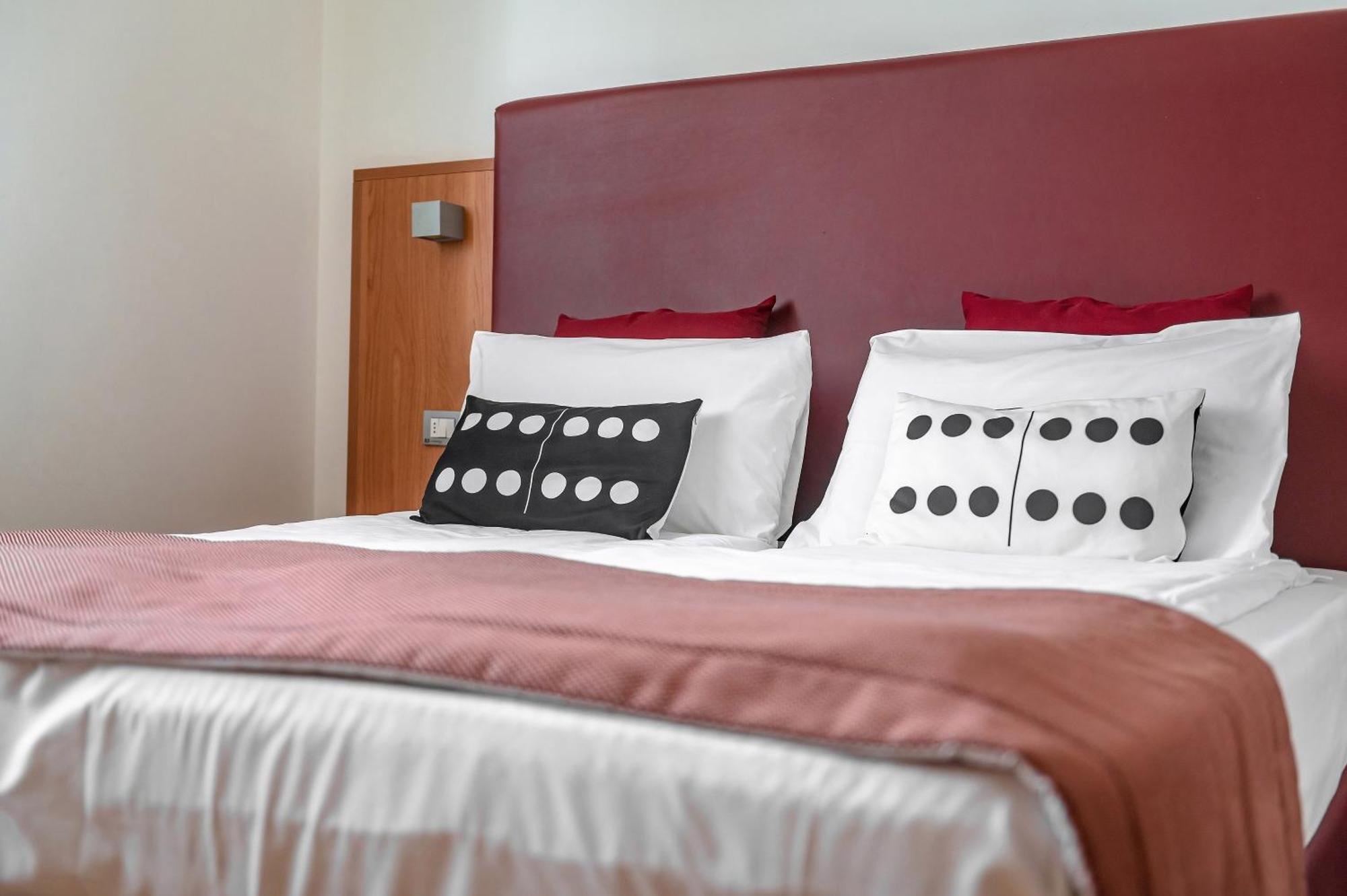 Hotel Domino &